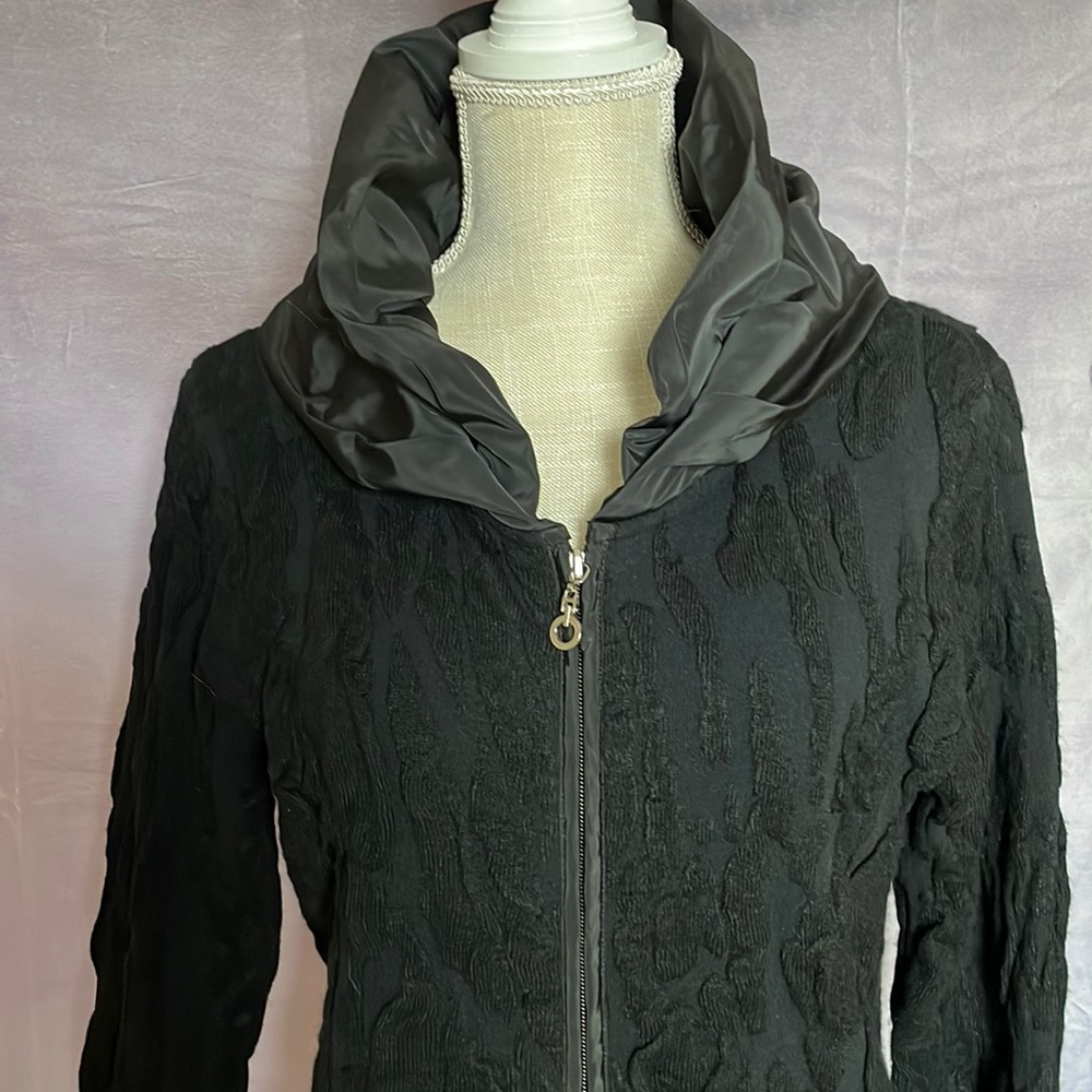 Passion Concept Black Sweater Coat with Standup Collar. L